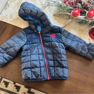 Baby boy size 12 month Northface Coat